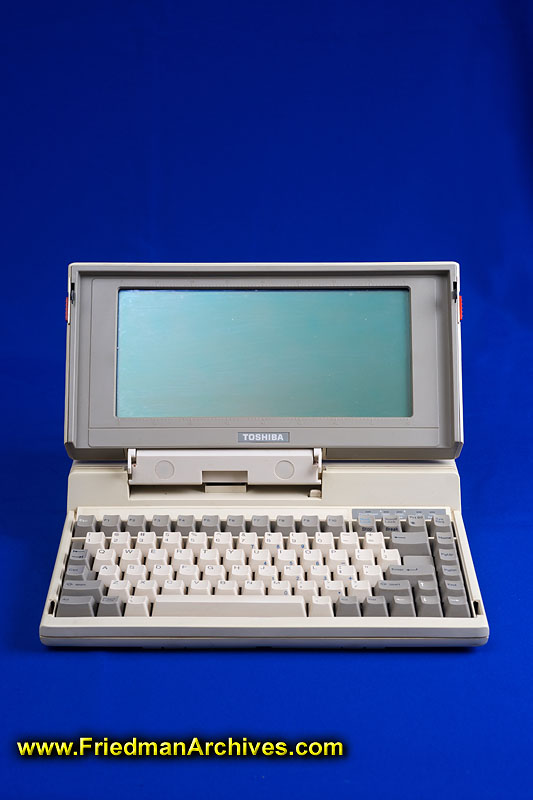 laptop,floppy,keyboard,full-travel,VGA,DOS,3.3,luggable,